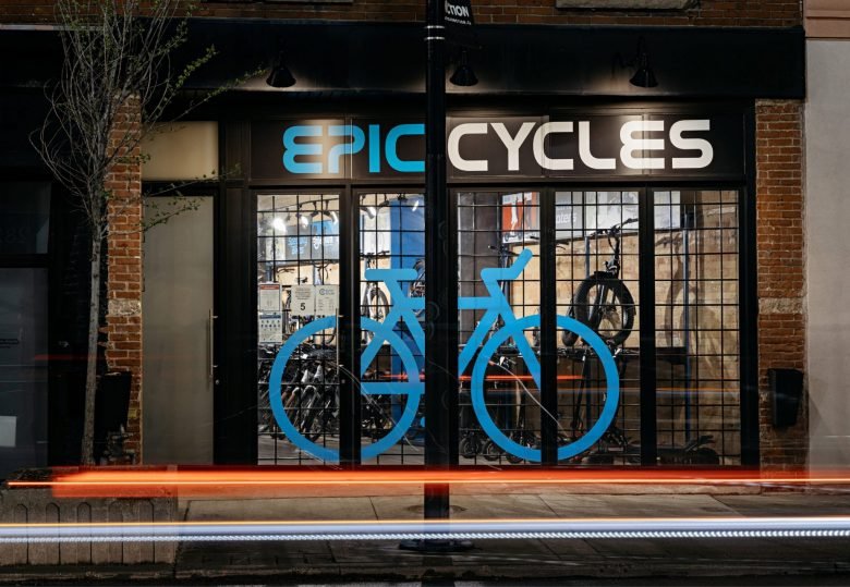 图 3 的 Epic Cycles 自行车店