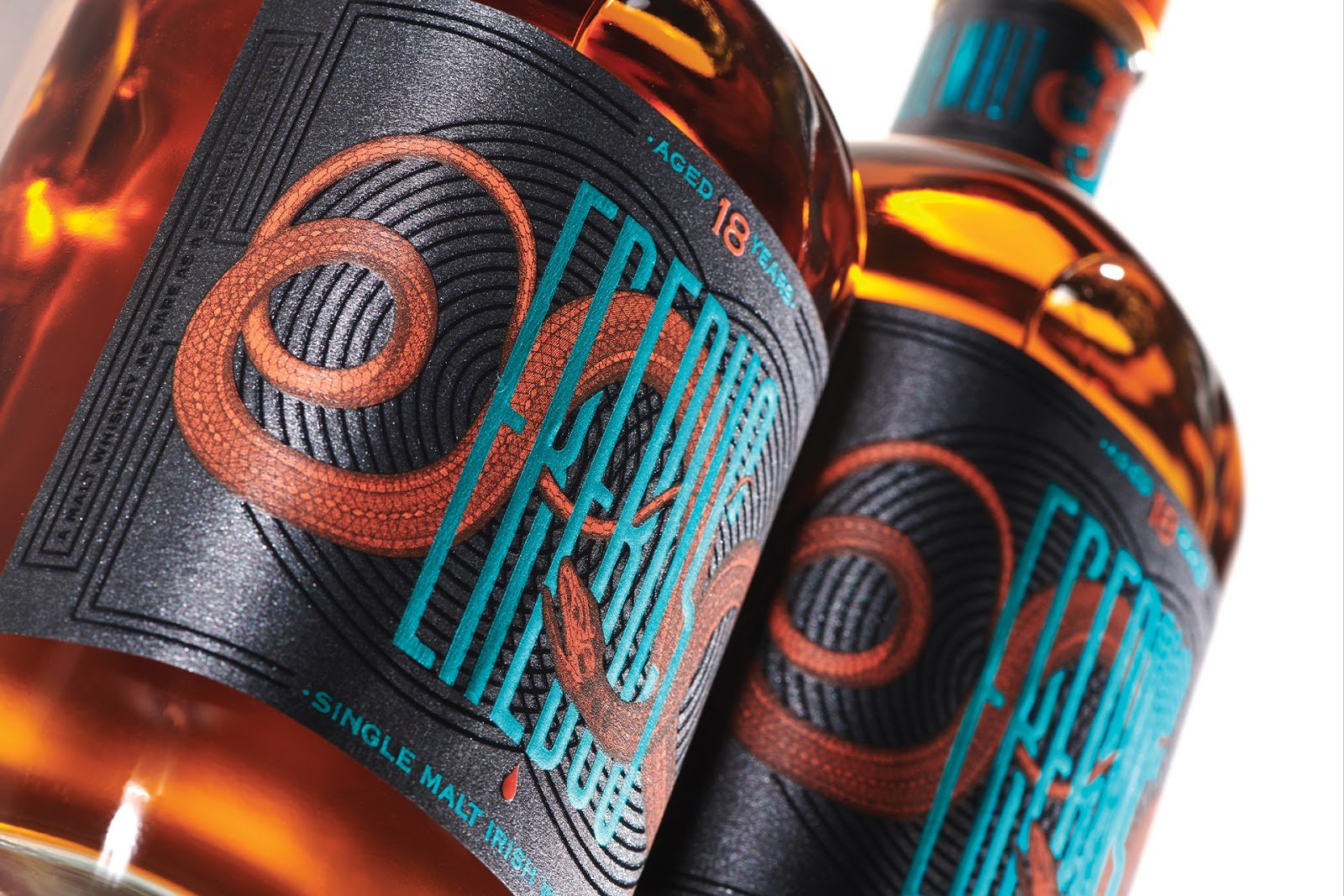 Harcus Design 设计的 Erebus 爱尔兰威士忌 Harcus Design 设计的 Erebus 爱尔兰威士忌