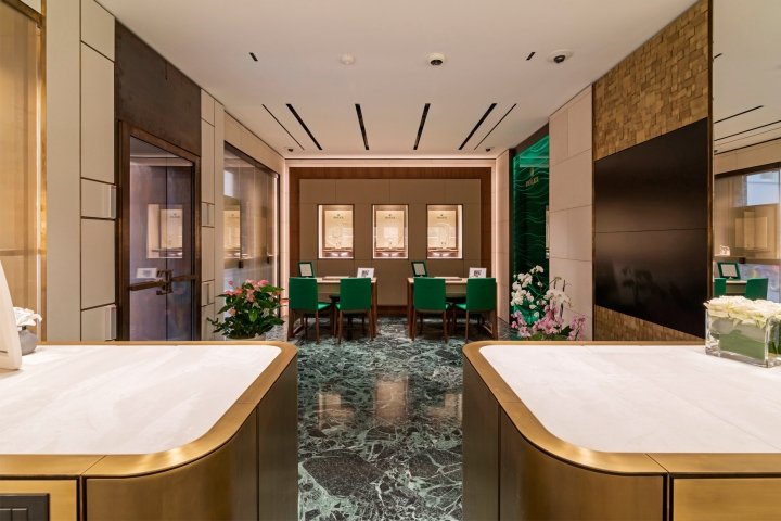 Errani Rolex 商店,由 Andrea Trebbi 设计,拉文纳 – 意大利 Errani Rolex 商店,由 Andrea Trebbi 设计,拉文纳 – 意大利