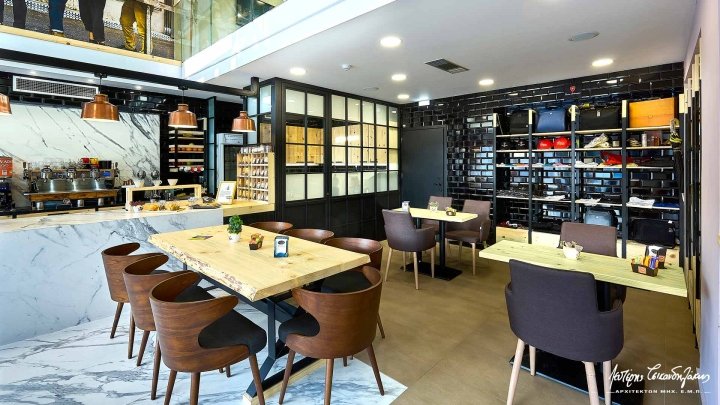 Lefteris Tsikandilakis 的浓缩咖啡店，伊拉克利翁 – 希腊