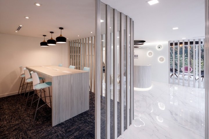 雅诗兰黛办公室 / AEI Arquitectura e Interiores，哥伦比亚波哥大