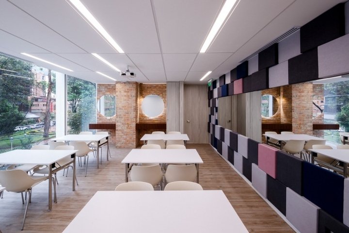 雅诗兰黛办公室 / AEI Arquitectura e Interiores，哥伦比亚波哥大