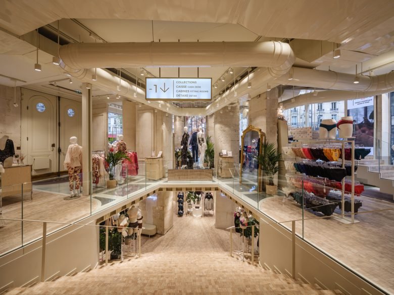 MVRDV 设计的 Etam 商店