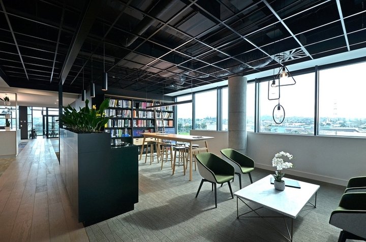 Euroclass 设计和建造办公室，由 Yellow 6 Design 设计，新西兰奥克兰