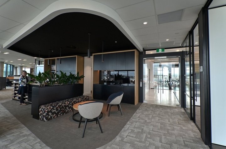 Euroclass 设计和建造办公室，由 Yellow 6 Design 设计，新西兰奥克兰