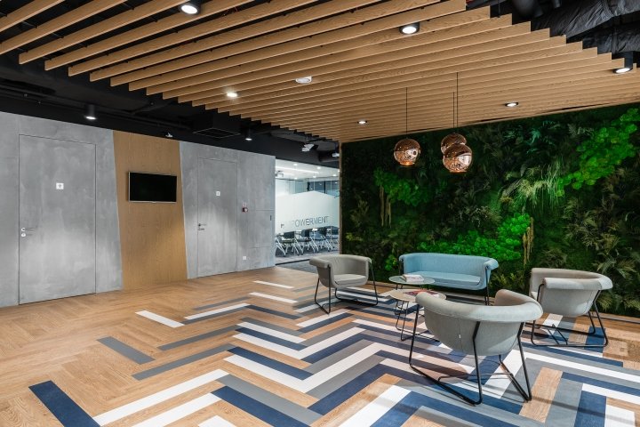 The Design Group 设计的 Euronet 办公室，波兰华沙