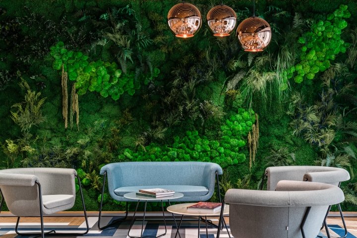 The Design Group 设计的 Euronet 办公室，波兰华沙