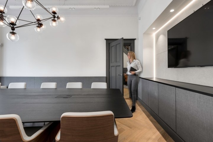 Evers Soerjatin 办公室由 Fokkema & Partners Architecten 设计,阿姆斯特丹 – 荷兰 Evers Soerjatin 办公室由 Fokkema & Partners Architecten 设计,阿姆斯特丹 – 荷兰