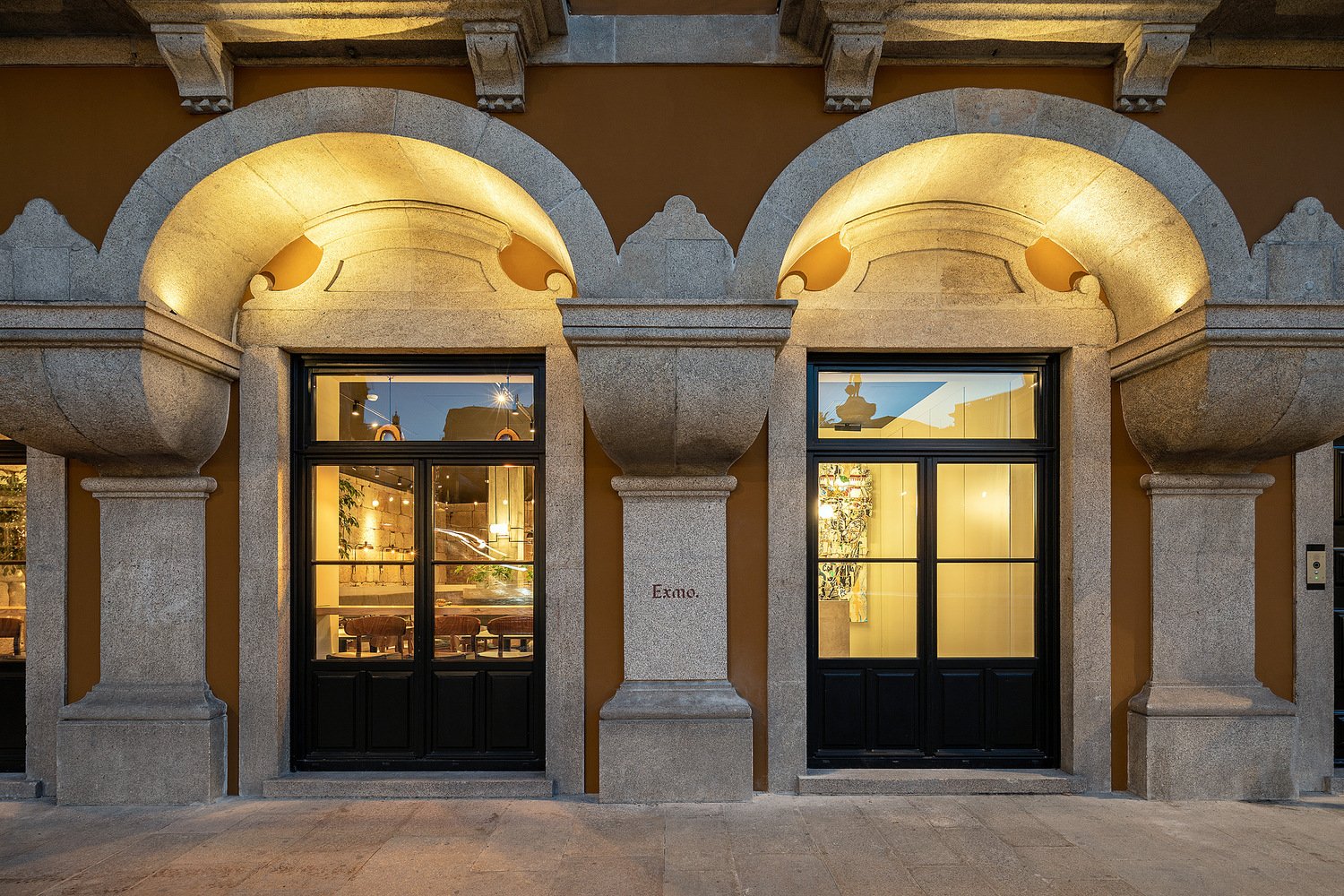 埃克斯莫。小花酒店