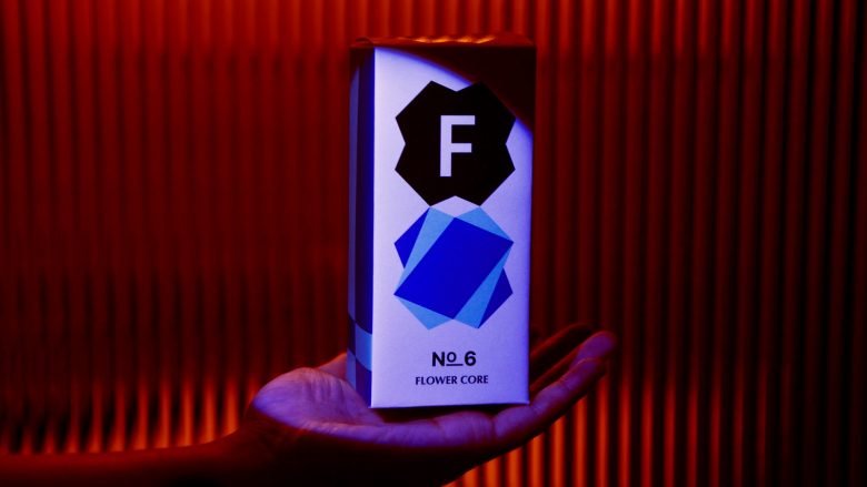 B&W Graphic Lab 的 F-CORE 香水