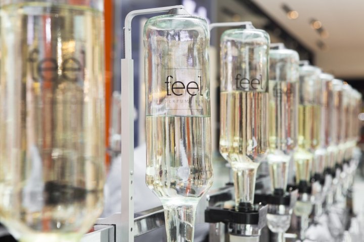 Feel – Perfume Mall Bar by Dana Shaked,拉马特甘 – 以色列 Feel – Perfume Mall Bar by Dana Shaked,拉马特甘 – 以色列