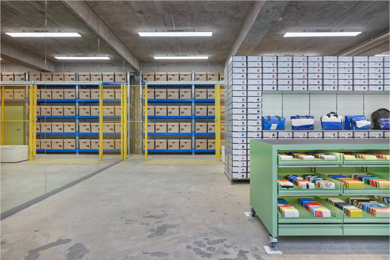 Leandro Destefani 设计的 FREITAG 商店