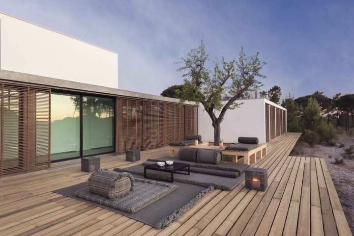 Front 和 Urquiola，Gan 为 IMM Cologne 提出的创新提案