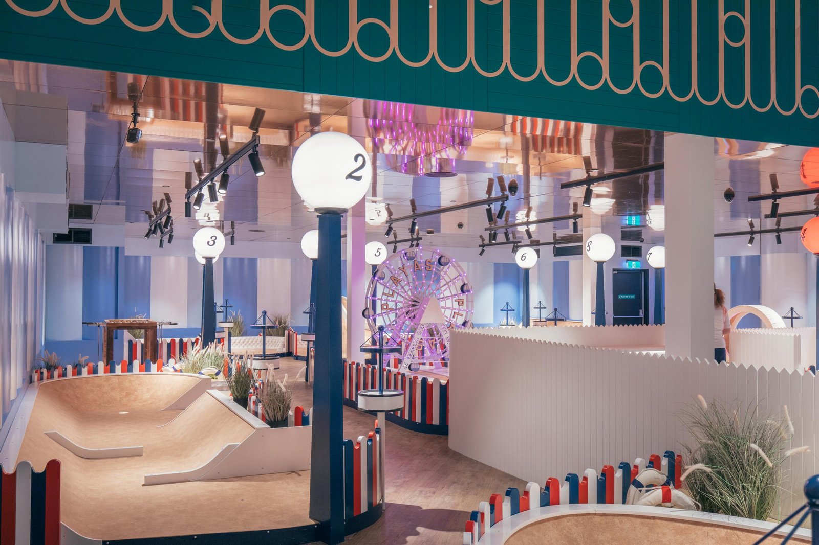 非职业体育之家就在这里。“The Funderdome”在澳大利亚墨尔本 Highpoint 开幕