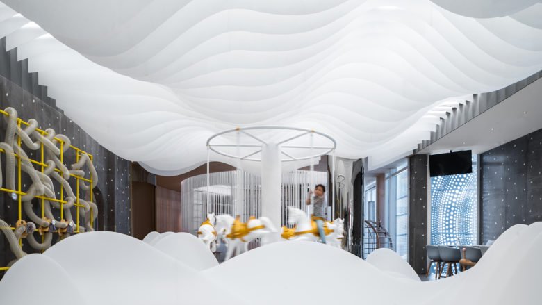 Wutopia Lab 的 Fairyland 高级儿童咖啡馆