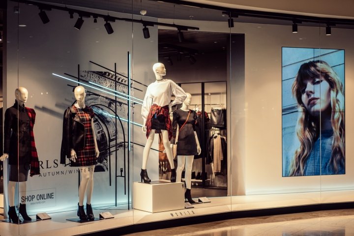 欧洲 van den blocke 的 Mojito 秋季橱窗展示