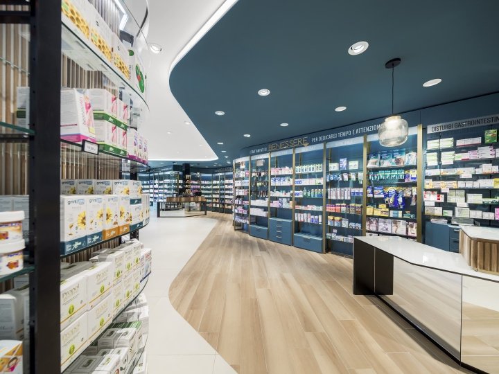 Farmacia Centrale by AMlab，Arcore – 意大利