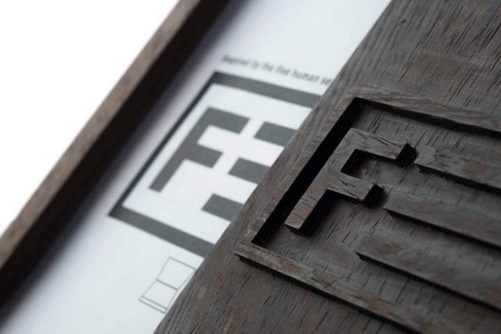 Jeff Jen 设计的 Feel Glass 包装