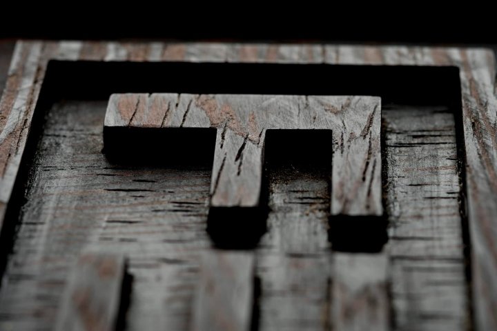 Jeff Jen 设计的 Feel Glass 包装