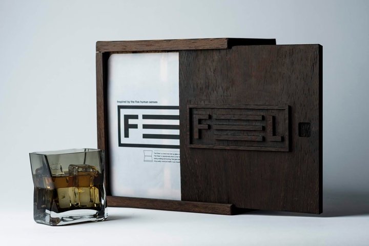 Jeff Jen 设计的 Feel Glass 包装