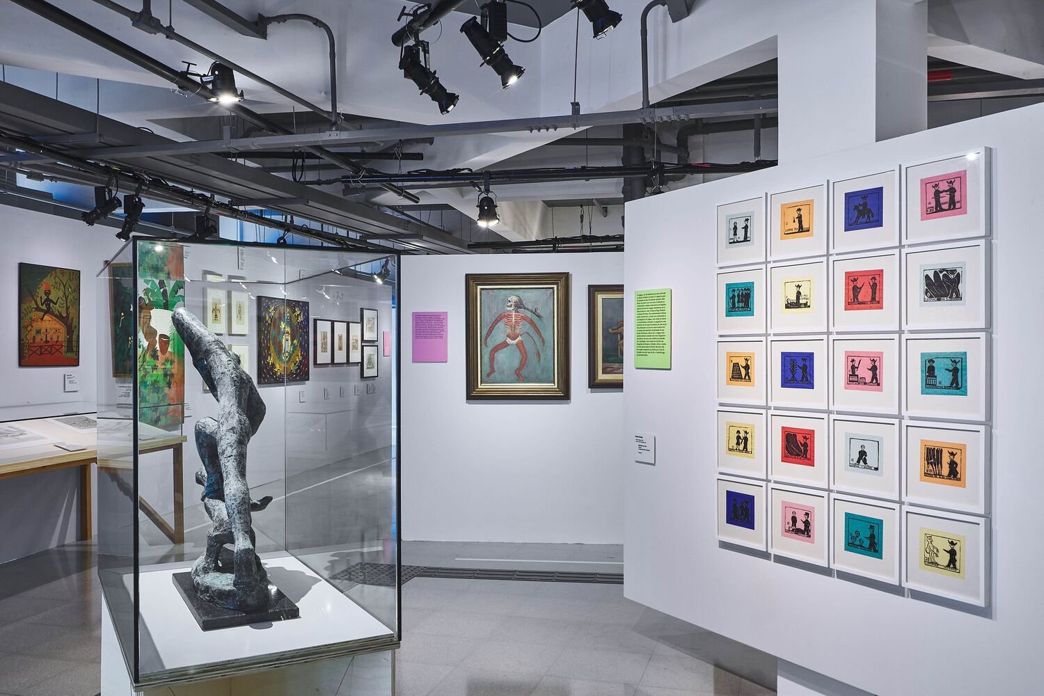 展览项目“Raio que oparte：巴西现代小说”，gru.a + Juliana Godoy