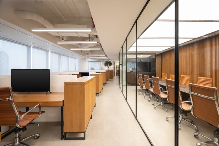 Filli 办公室由 Plural Architecture and Design 设计