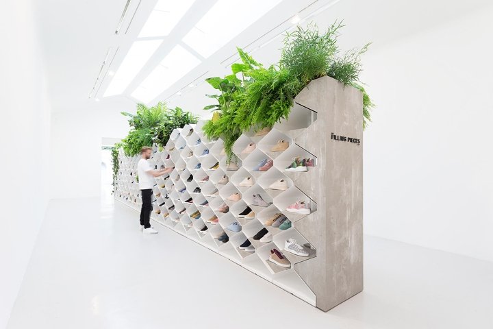 Flip Ziedses Des Plantes 在巴黎时装周举办的 Filling Pieces 展览