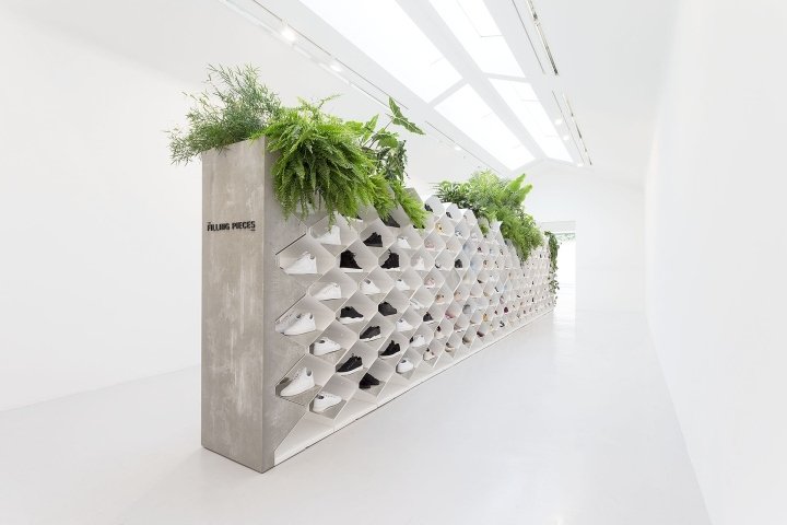 Flip Ziedses des Plantes 巴黎时装周的 Filling Pieces 展厅 Flip Ziedses des Plantes 巴黎时装周的 Filling Pieces 展厅
