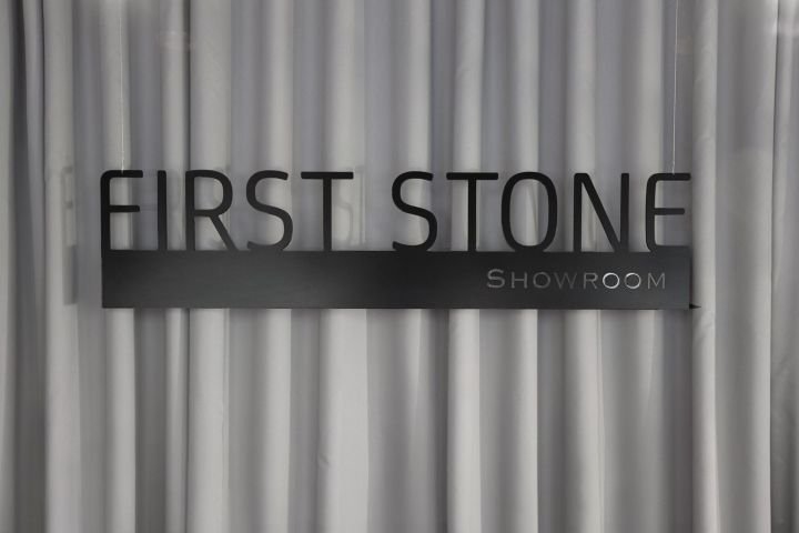 Yatofu Creatives 的第一家石材陈列室，芬兰赫尔辛基