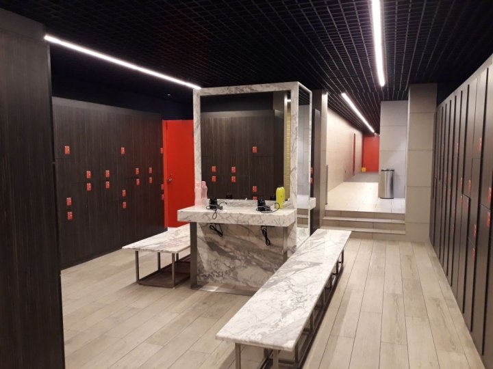 Fitness First Palladium 由 White Studio Architects 设计，印度孟买