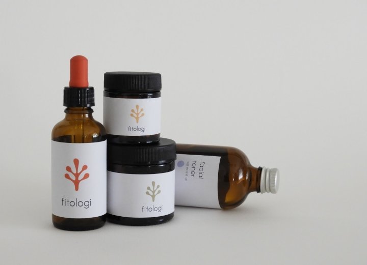 Fitologi 包装由 Andrea Nácsa 设计