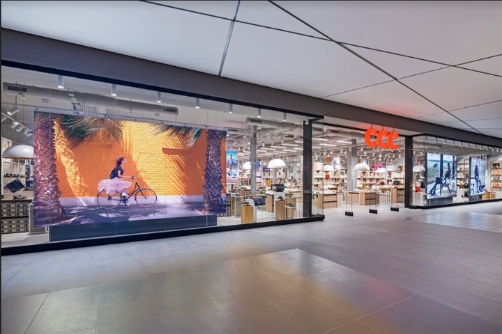 CCC 的旗舰店和全球形象，由 Dalziel & Pow 设计，位于波兰卢宾