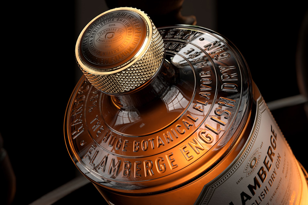 Flamberg 金酒 – 95% 容量,作者:Constantin Bolimond Flamberg 金酒 – 95% 容量,作者:Constantin Bolimond