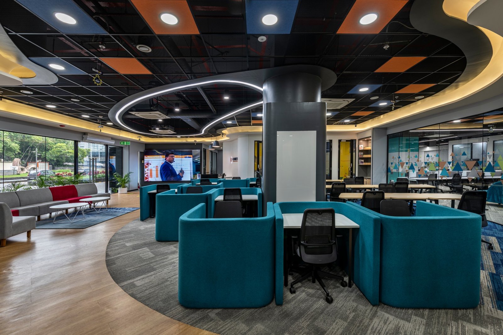 为领先的云技术公司 Altimetrik 打造理想的办公室