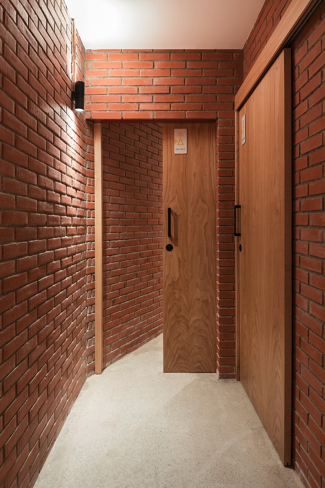 Nan Arquitectos 的 Flow Yoga 和运动工作室