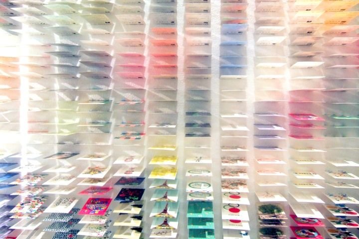 Moriyuki Ochiai Architects 的“名片森林”展览