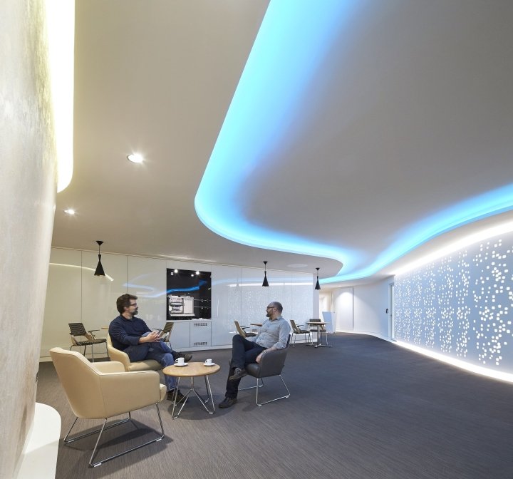 Fortius 诊所照明由 Hoare Lea Lighting 设计，英国伦敦