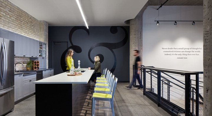 Perkins+Will 的朋友和邻居办公室，明尼苏达州明尼阿波利斯