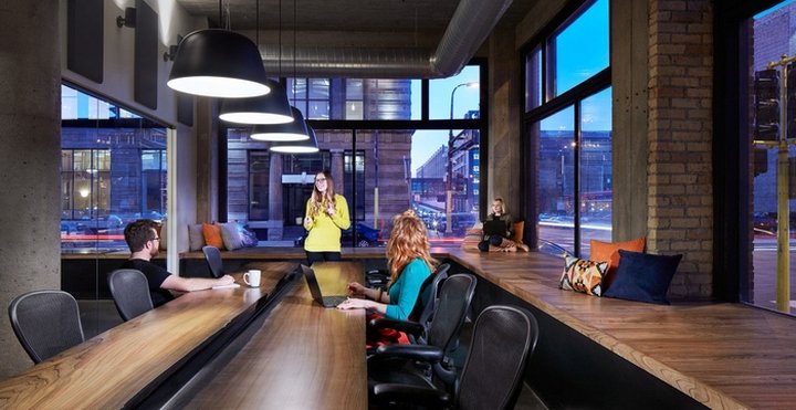 Perkins+Will 的朋友和邻居办公室，明尼苏达州明尼阿波利斯