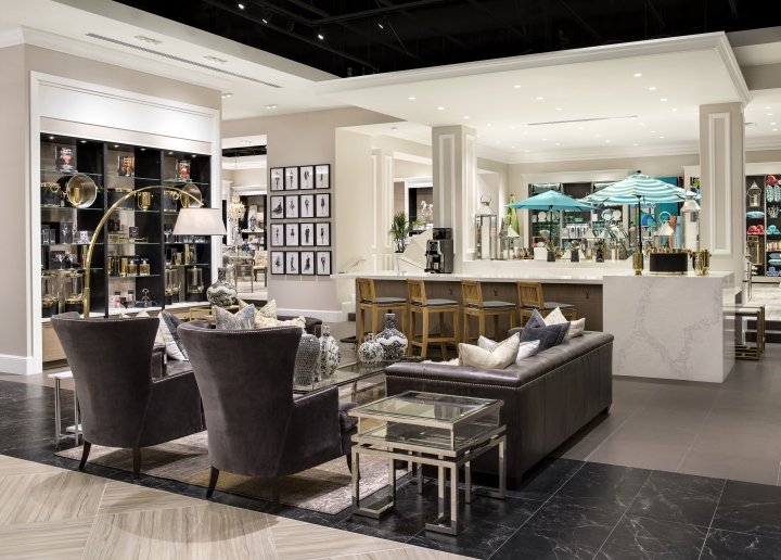 FRCH 的 Frontgate 旗舰店，德克萨斯州普莱诺