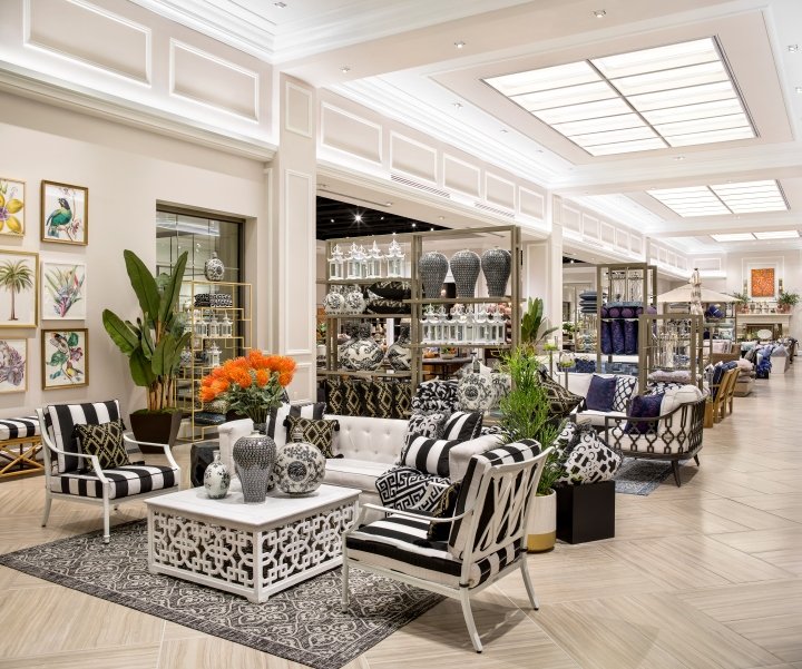 FRCH 的 Frontgate 旗舰店，德克萨斯州普莱诺