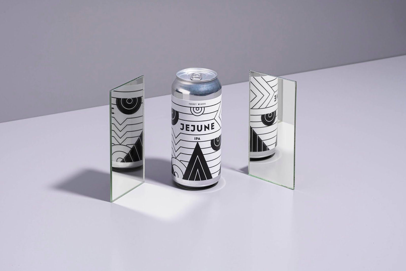 Mireldy 工作室的 Fuerst Wiacek 啤酒 Mireldy 工作室的 Fuerst Wiacek 啤酒