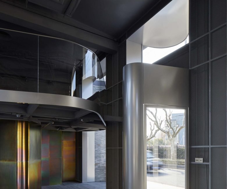 未来棱镜，CATS 透明沉浸式艺术建筑