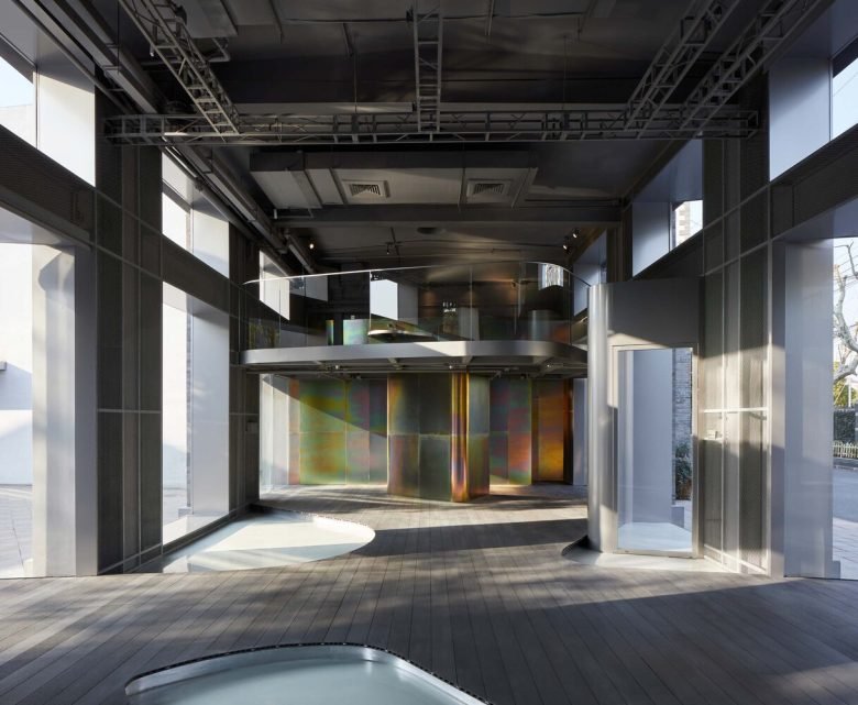 未来棱镜，CATS 透明沉浸式艺术建筑