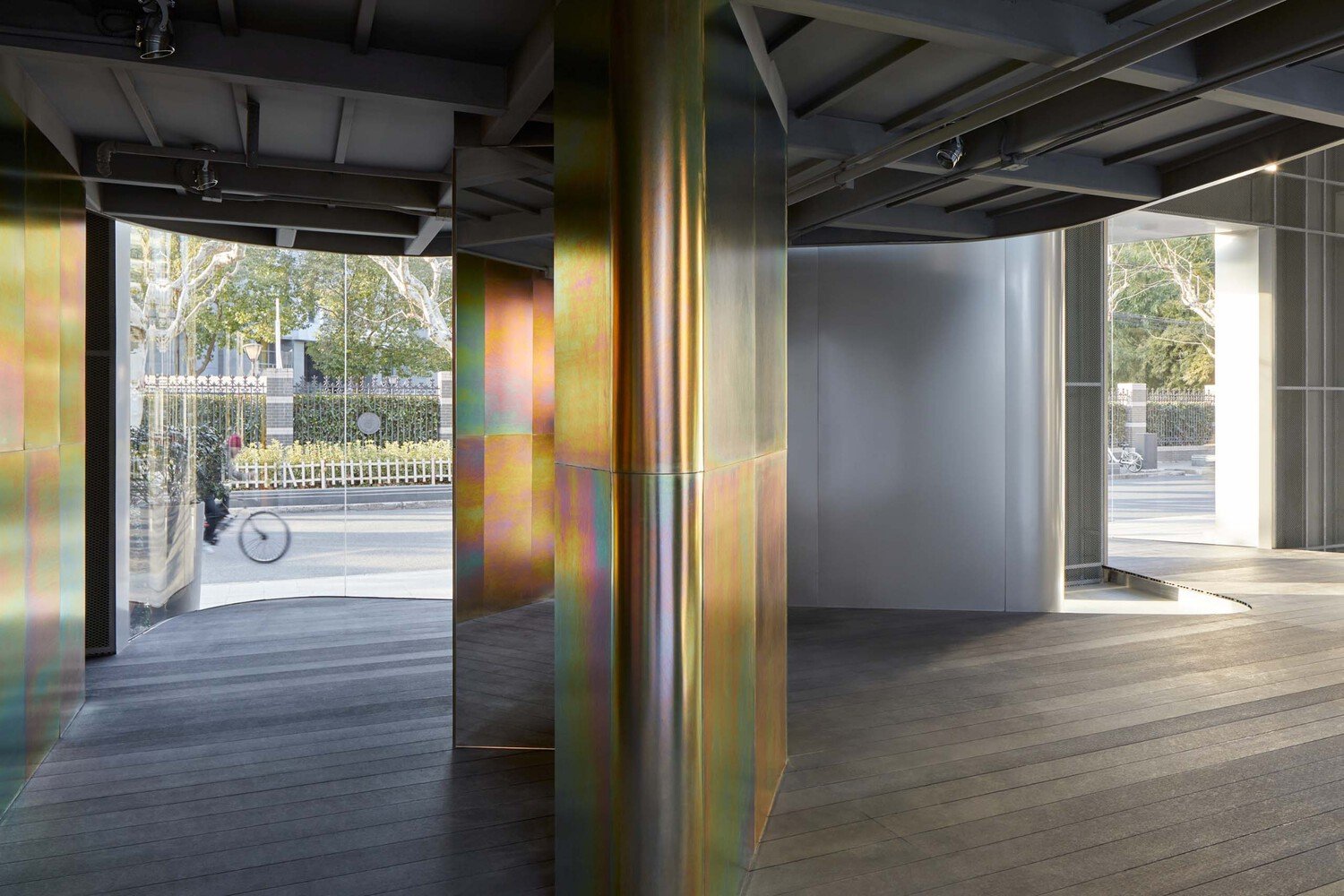 未来棱镜，CATS 透明沉浸式艺术建筑