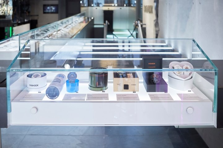 Double Retail 的 G-Shock 旗舰店，英国伦敦