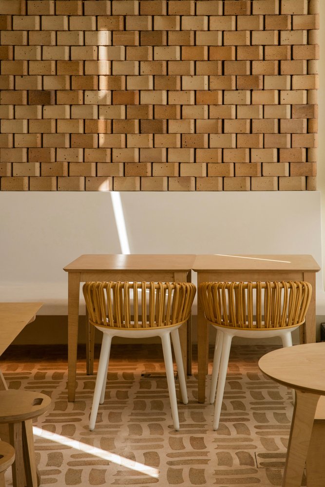 GAGA TOAST 面包店 / dongqi Architects