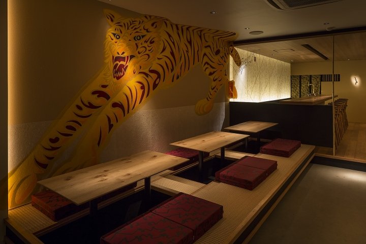 GOH NO TORA restaurant by Nishiyama Tohru design office, Kyoto – Japan