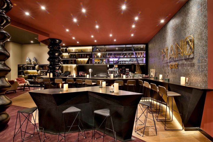 GOP 钢琴酒吧,由 Kitzig Interior Design – Architecture Group 设计,波恩 – 德国 GOP 钢琴酒吧,由 Kitzig Interior Design – Architecture Group 设计,波恩 – 德国