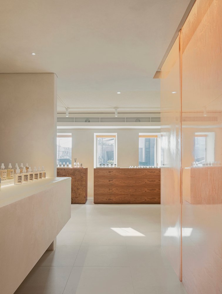 Studio Motif 设计的 GRANHAND 商店